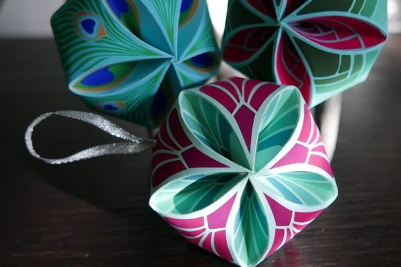Art Deco Print Christmas Ornaments: A 3D SVG Review